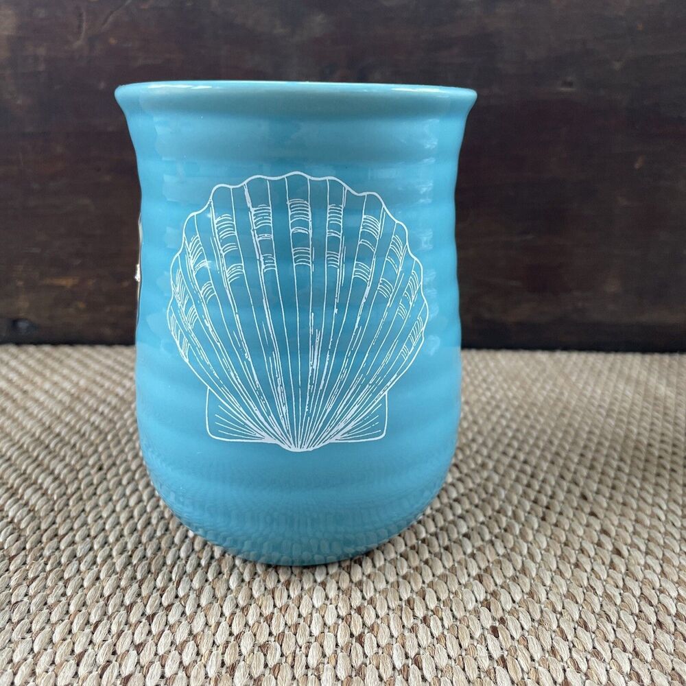DEI Ceramic Cozy Hands Mug Teal Blue White Shell 5”‎ Beach Ocean